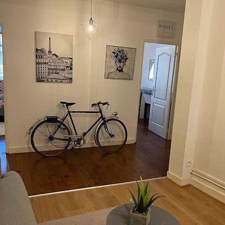Le Comte Est Bon, Quartier Antiquaires Apartment Dijon Bagian luar foto